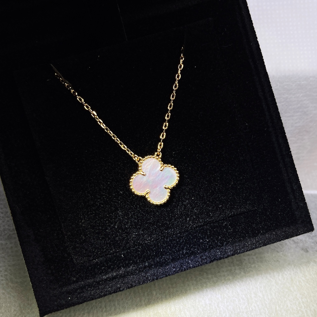 Van Cleef Arpels Necklace Gold Gold Inlaid 42cm