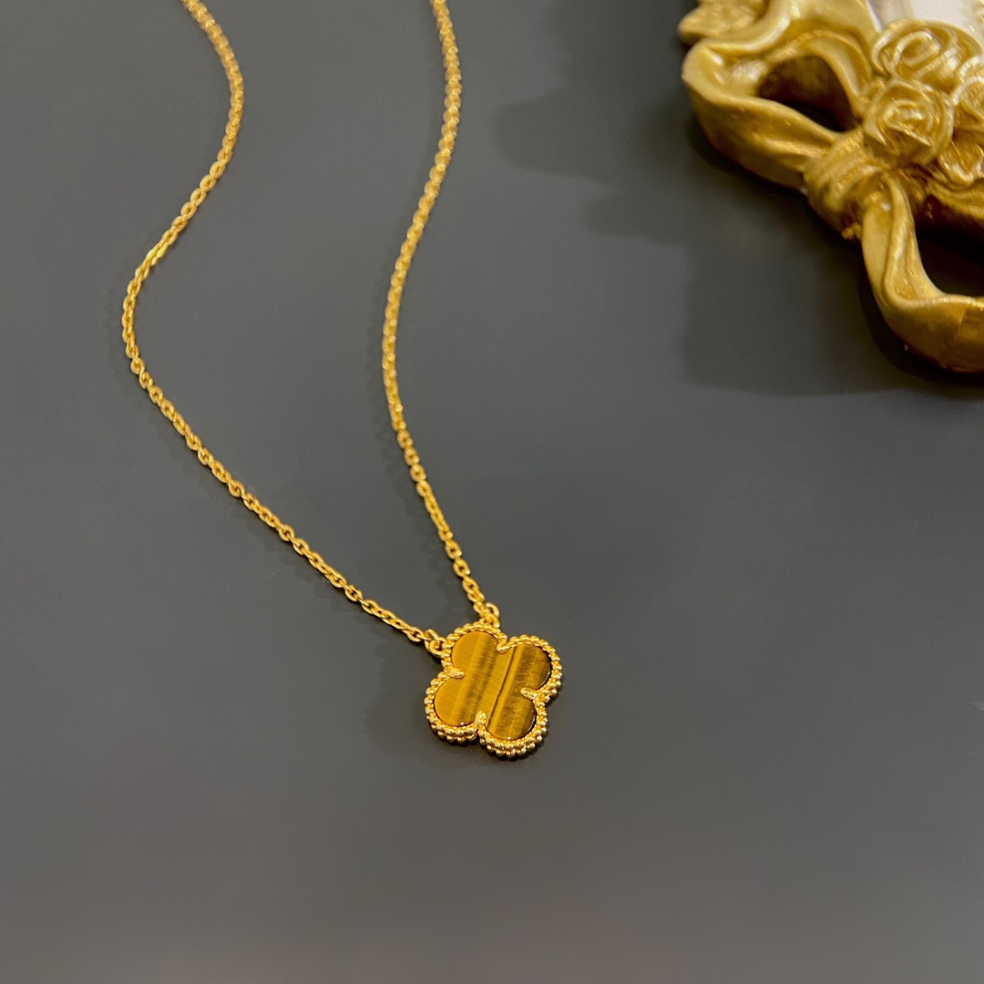 Van Cleef Arpels Necklace Gold Gold Inlaid 42cm