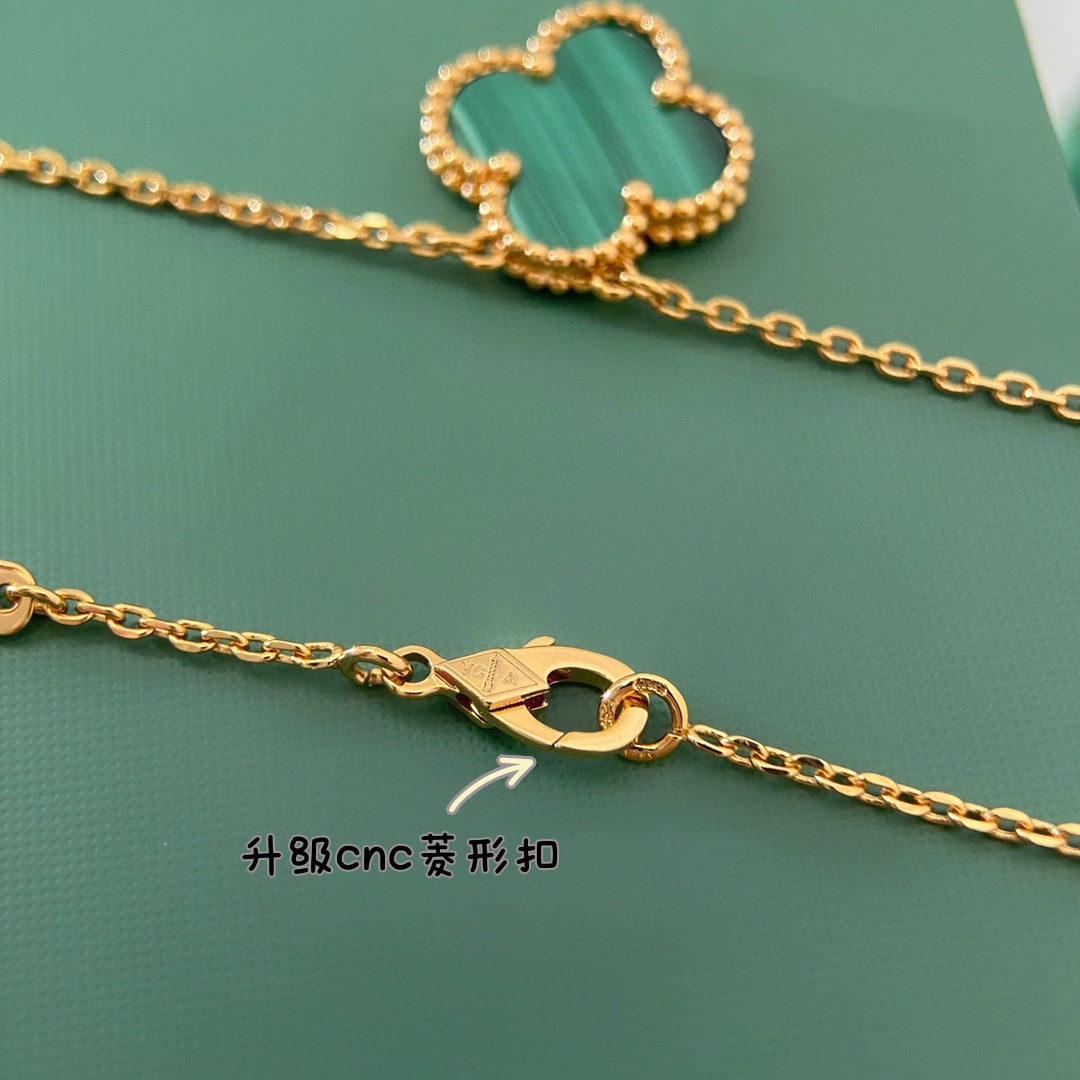 Van Cleef Arpels Necklace Gold Gold Inlaid 42cm