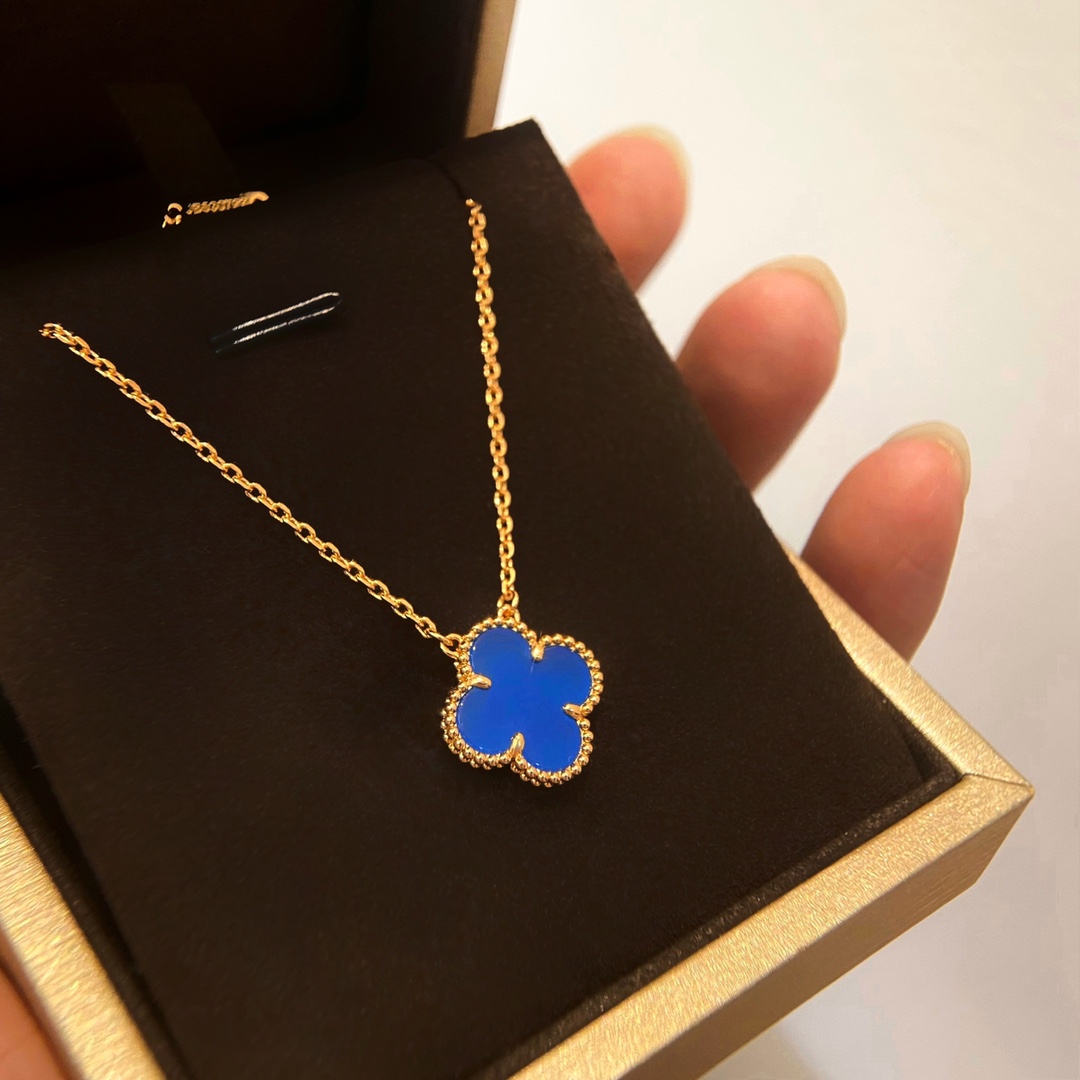 Van Cleef Arpels Necklace Gold Gold Inlaid 42cm