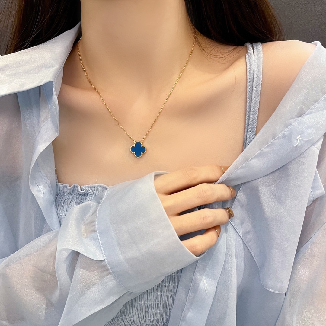 Van Cleef Arpels Necklace Gold Gold Inlaid 42cm