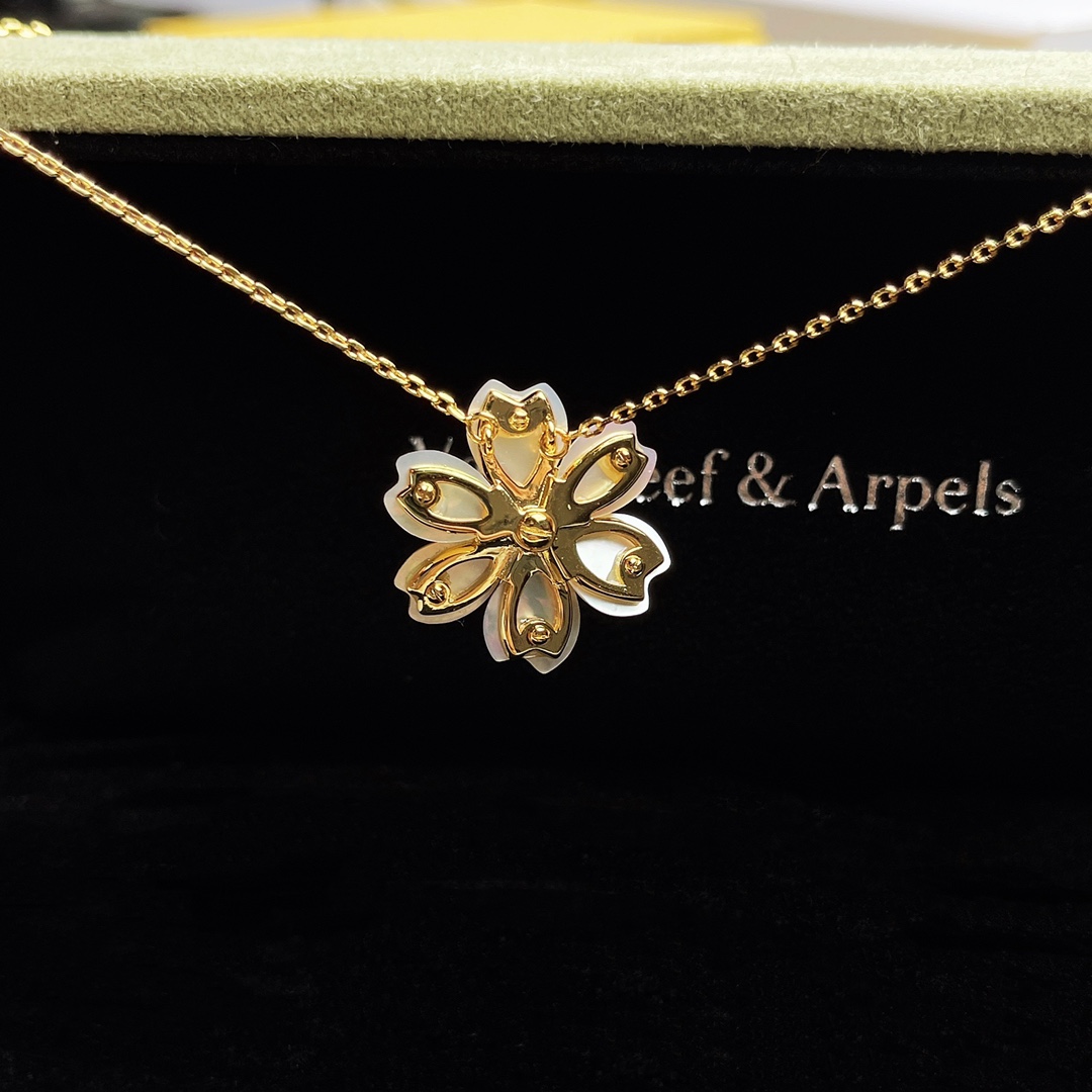 Van Cleef Arpels Necklace Gold S-l