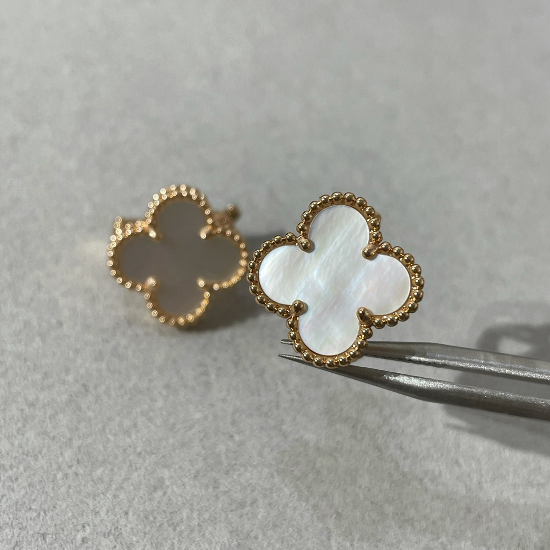 Van Cleef Arpels Basic Jewelry Gold