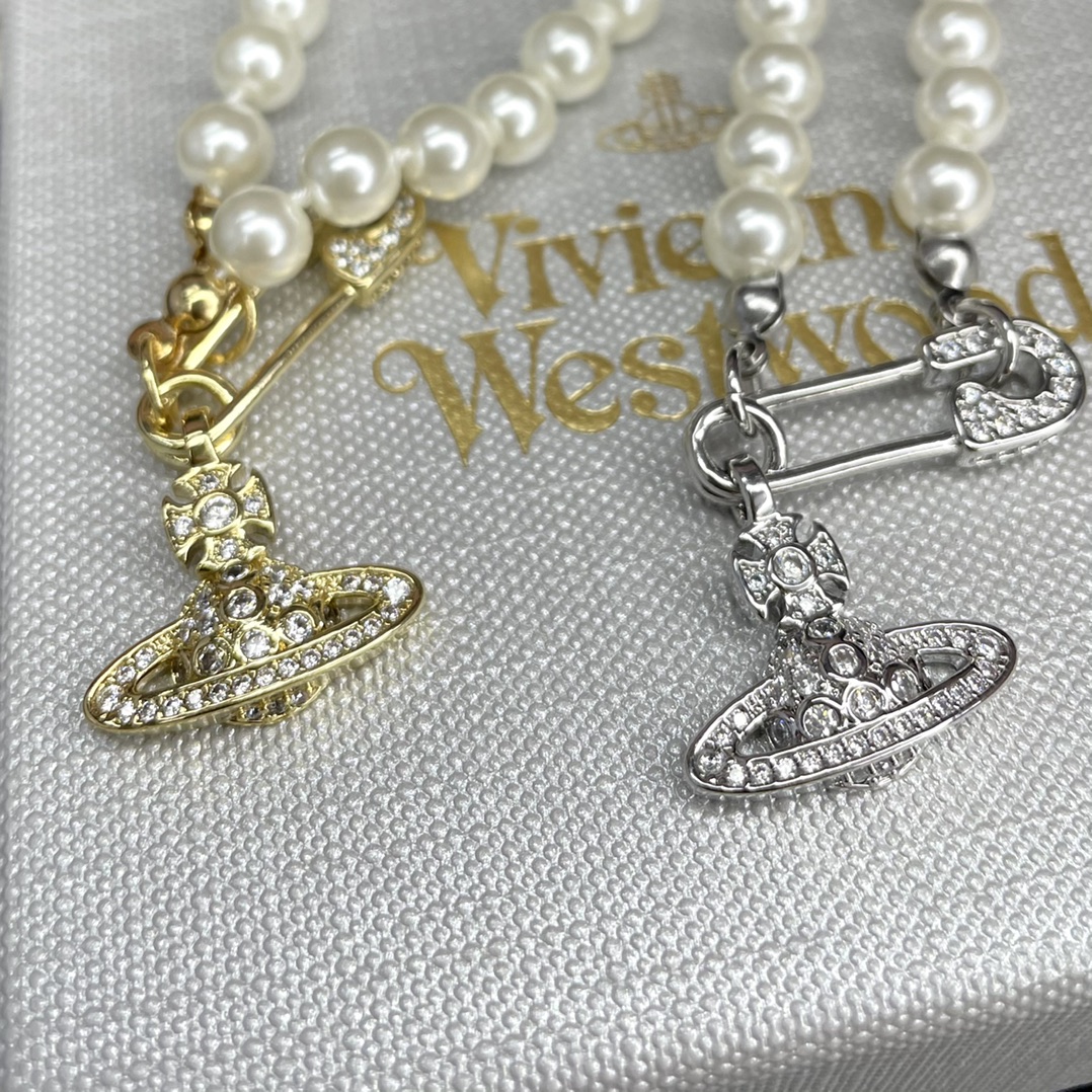 Viviennewestwood Necklace Pearl S