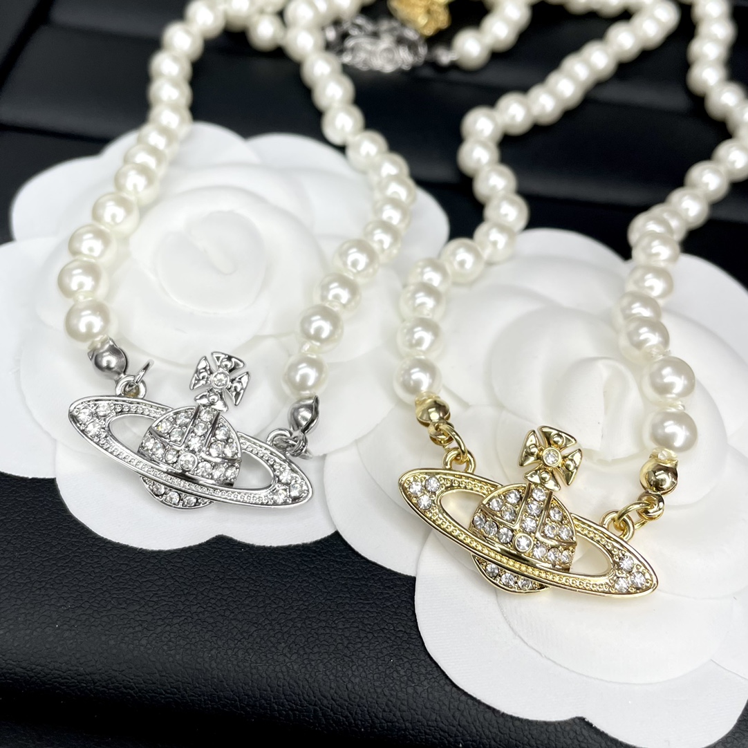 Viviennewestwood Necklace Pearl S