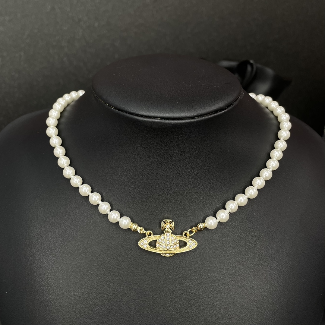 Viviennewestwood Necklace Pearl S