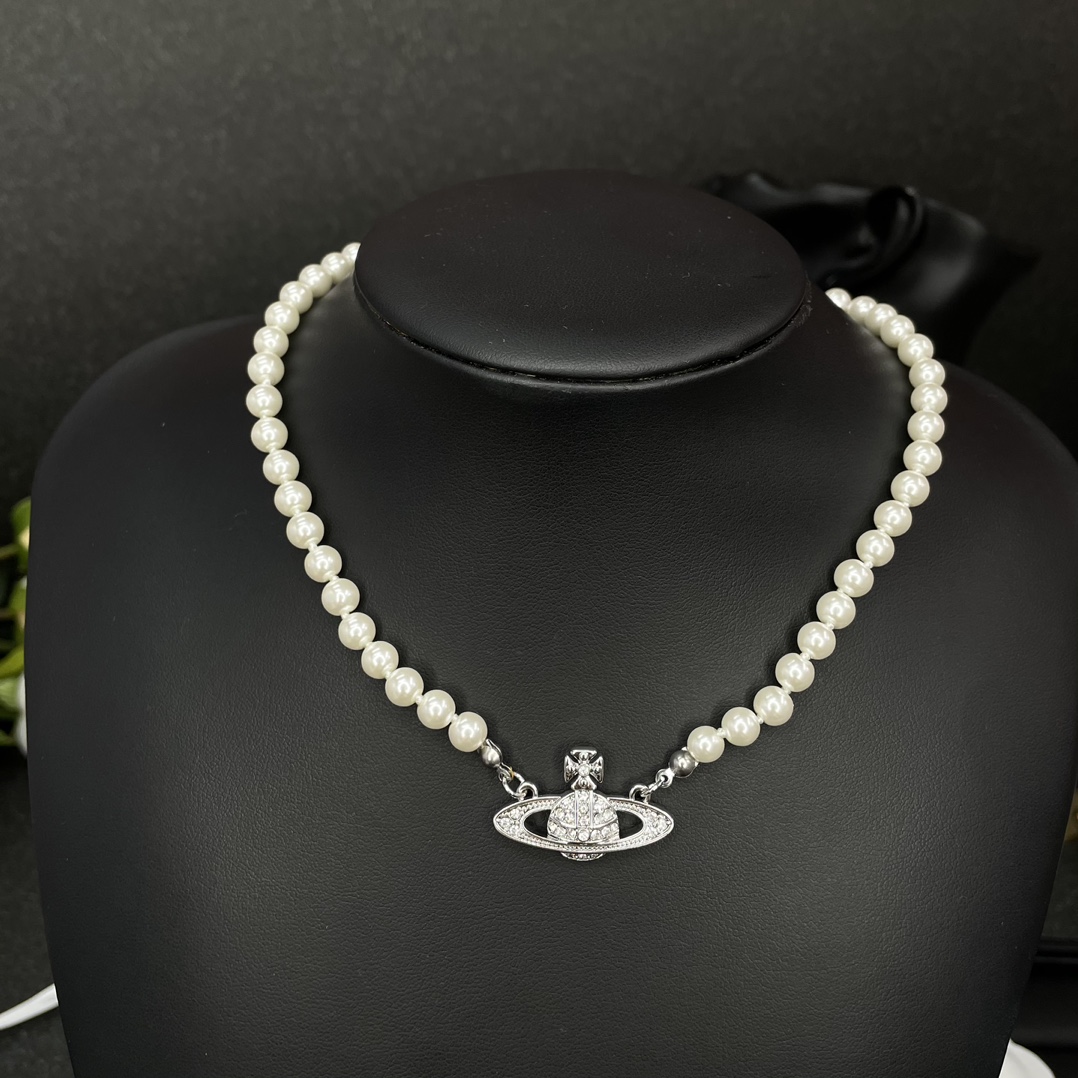 Viviennewestwood Necklace Pearl S