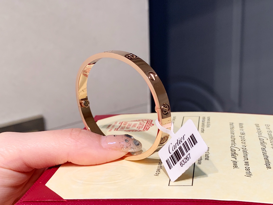 Cartier Bangle Rose Gold