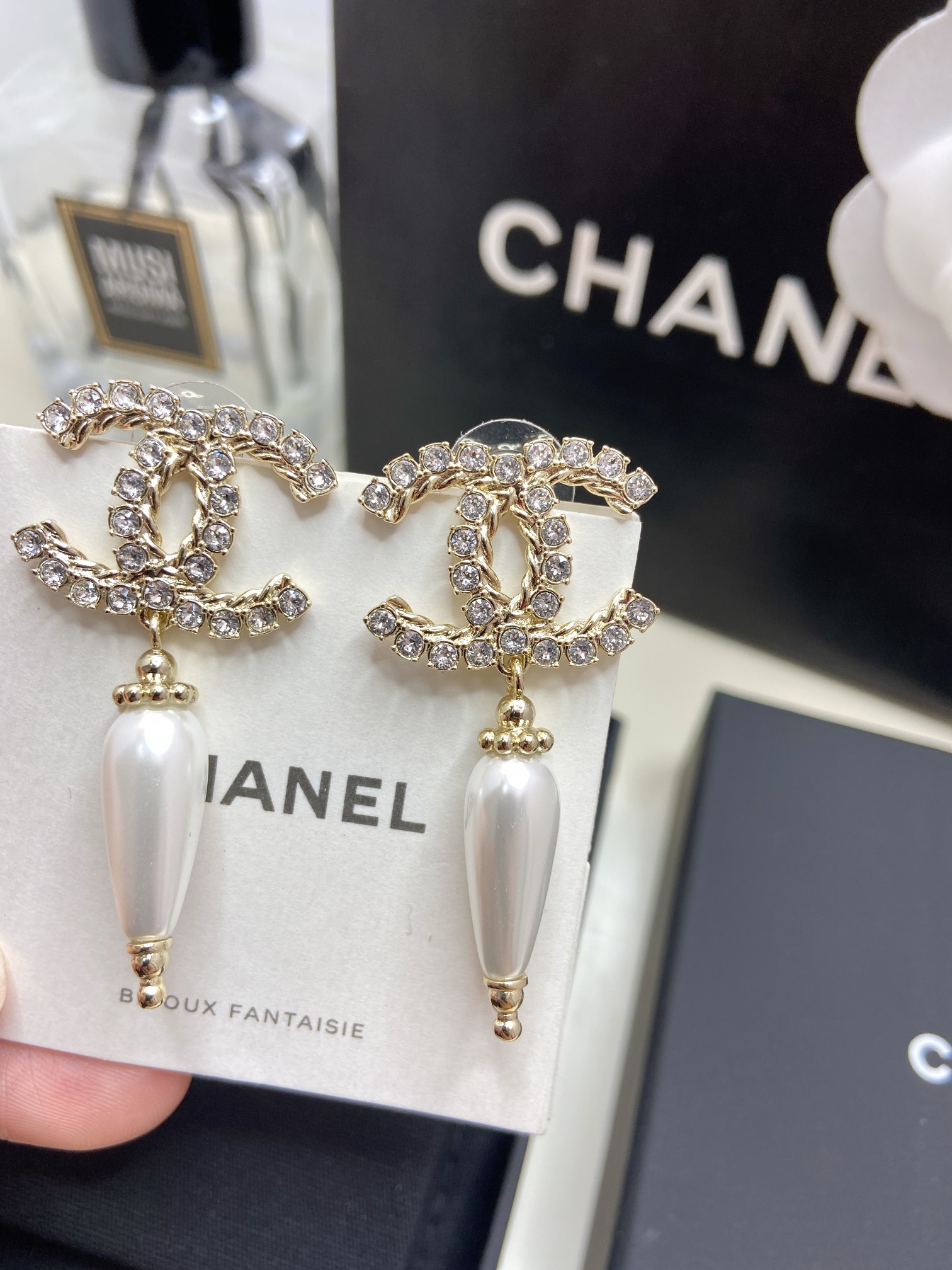Chanel Earrings Pearl White