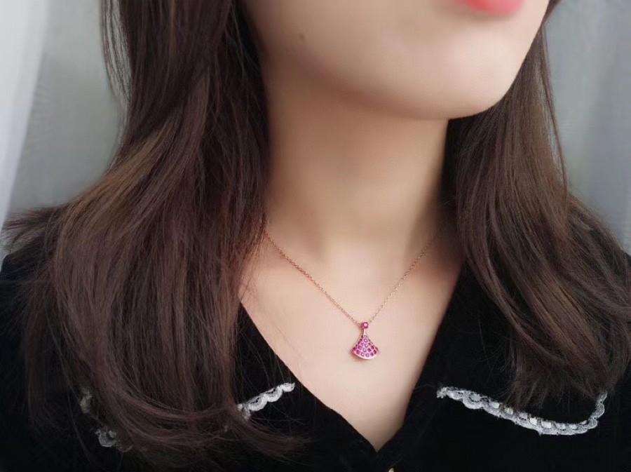 Bvlgari Necklace Pink