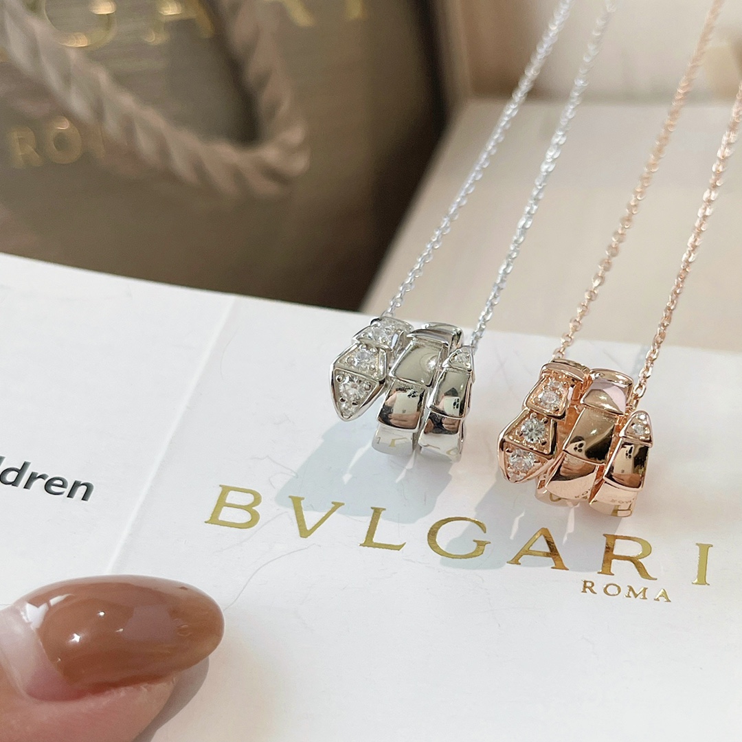 Bvlgari Necklace Rose Gold Inlaid