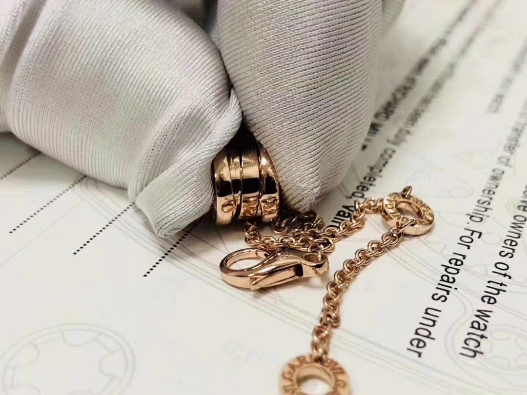 Bvlgari Bracelet Rose Gold