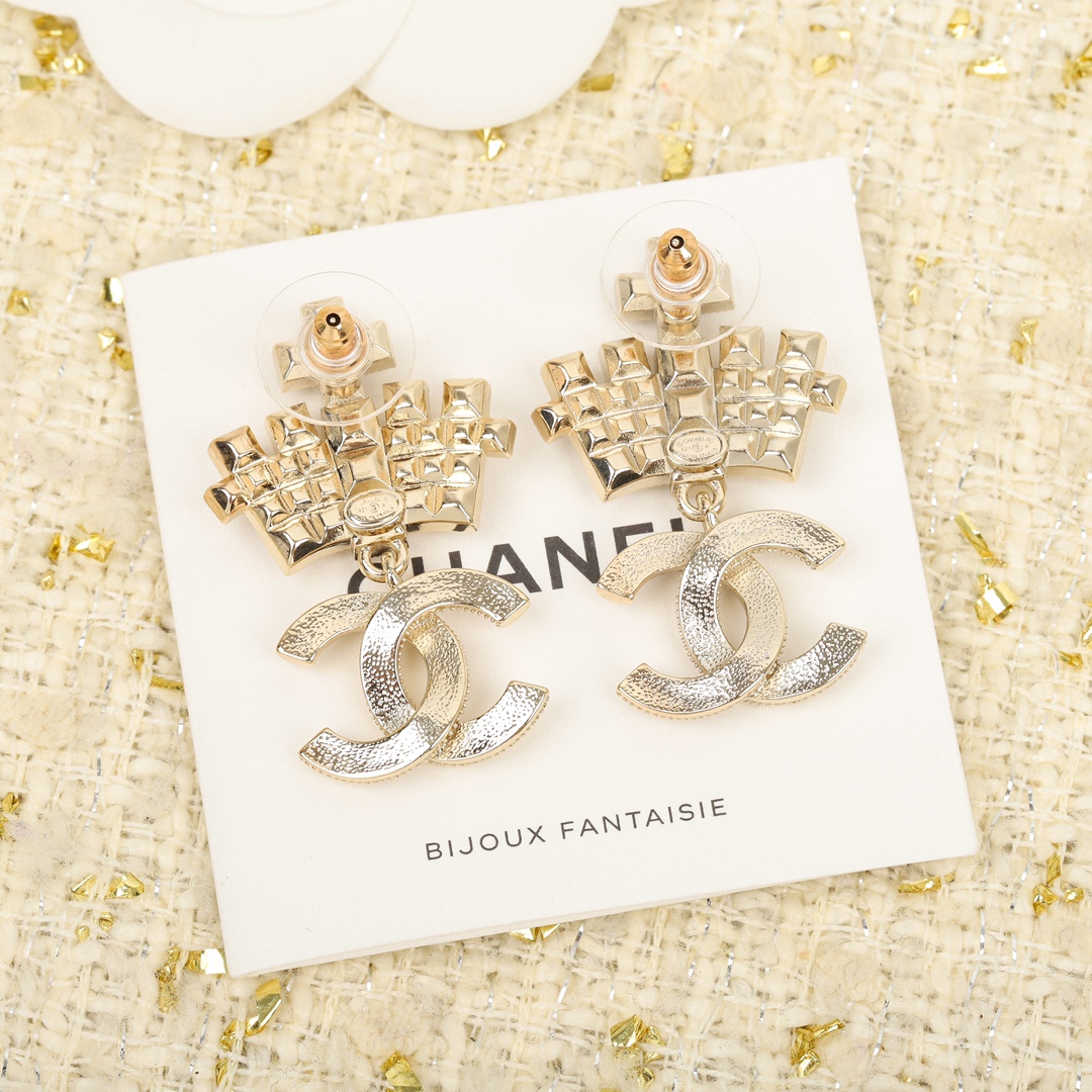Chanel Earrings Pearl L