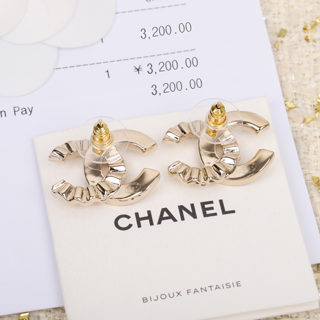 Chanel Earrings L