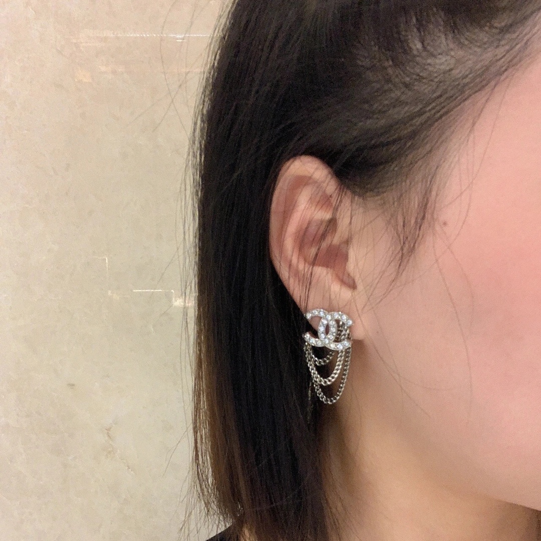 Chanel Earrings L