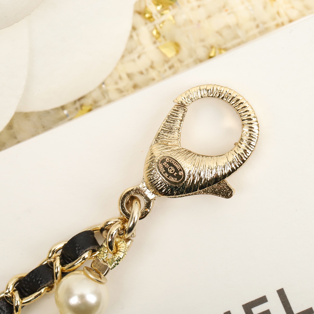 Chanel Bracelet Pearl L