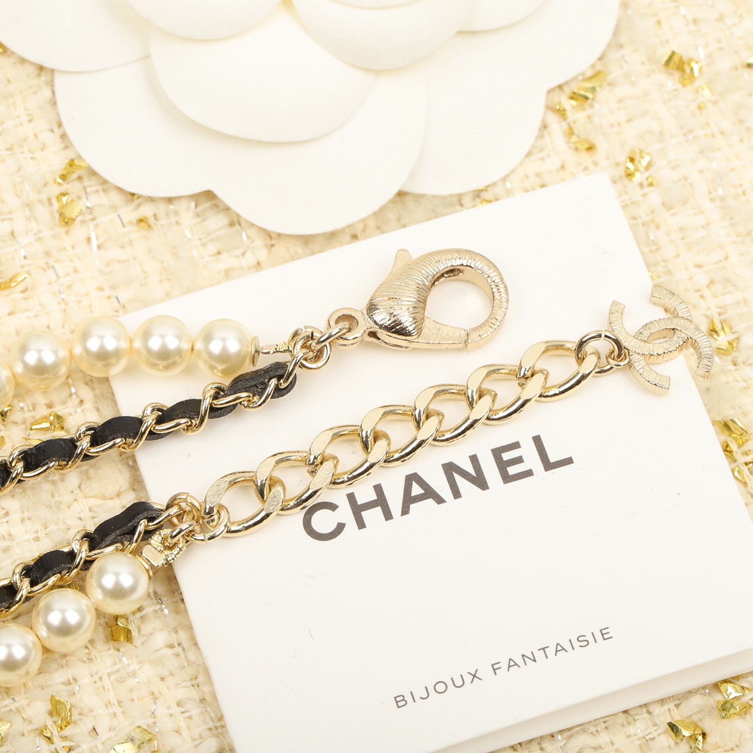 Chanel Bracelet Pearl L