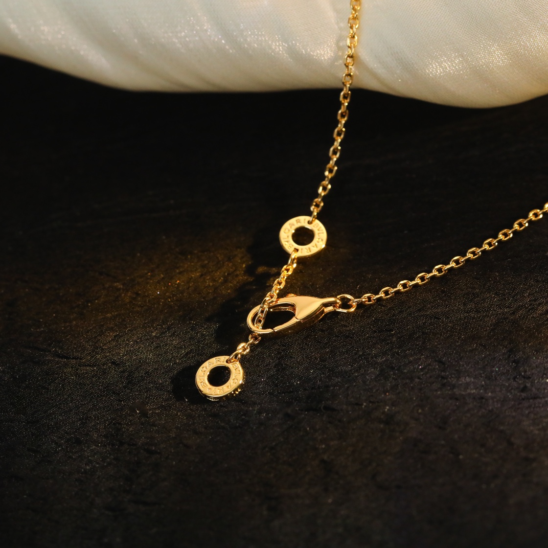 Bvlgari Female Necklace S-43cm-m