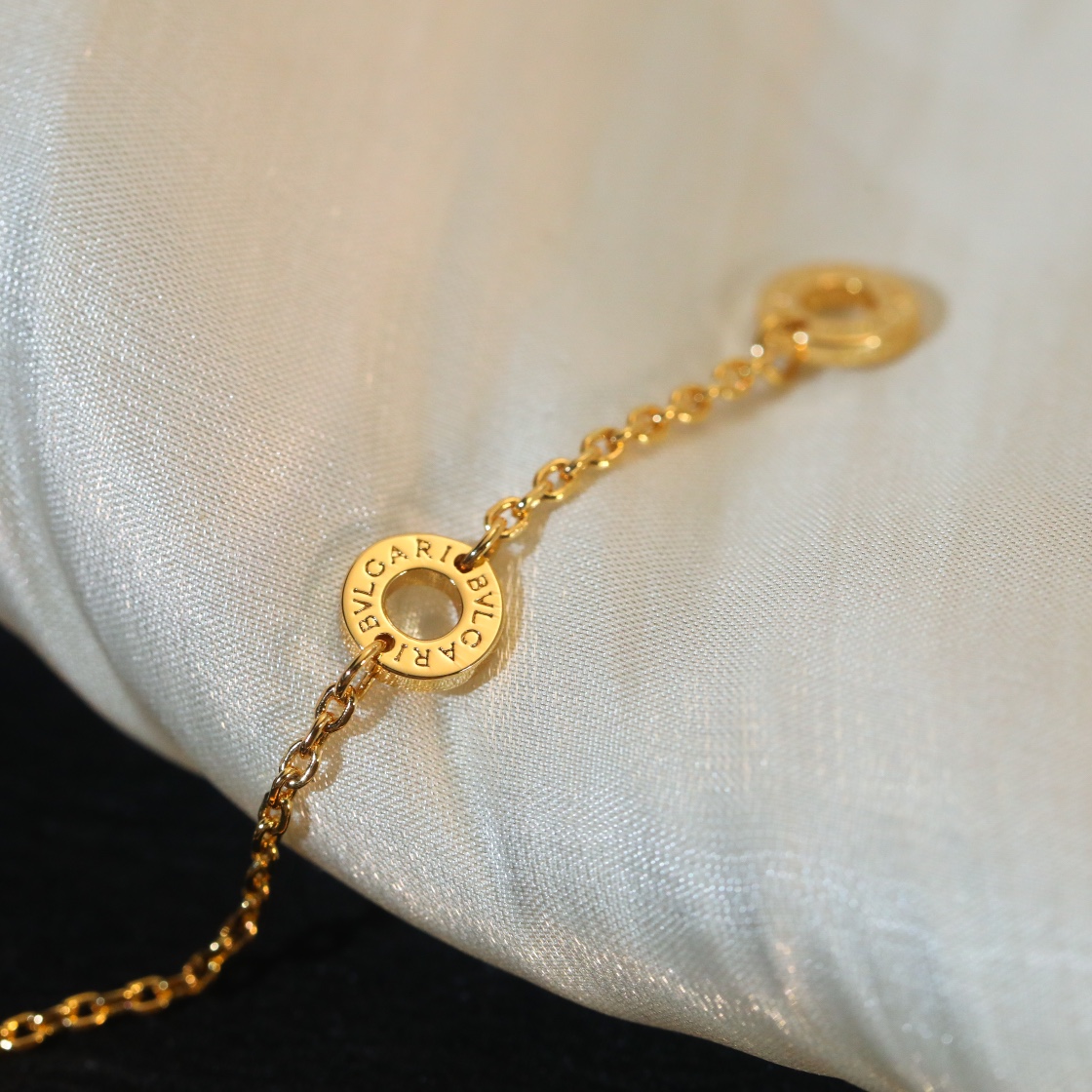 Bvlgari Female Necklace S-43cm-m