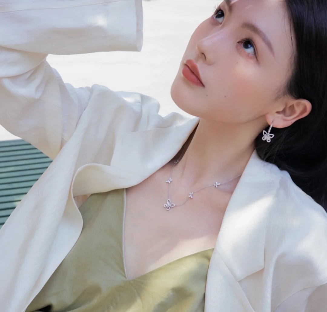 Graff Necklace Silver Inlaid S