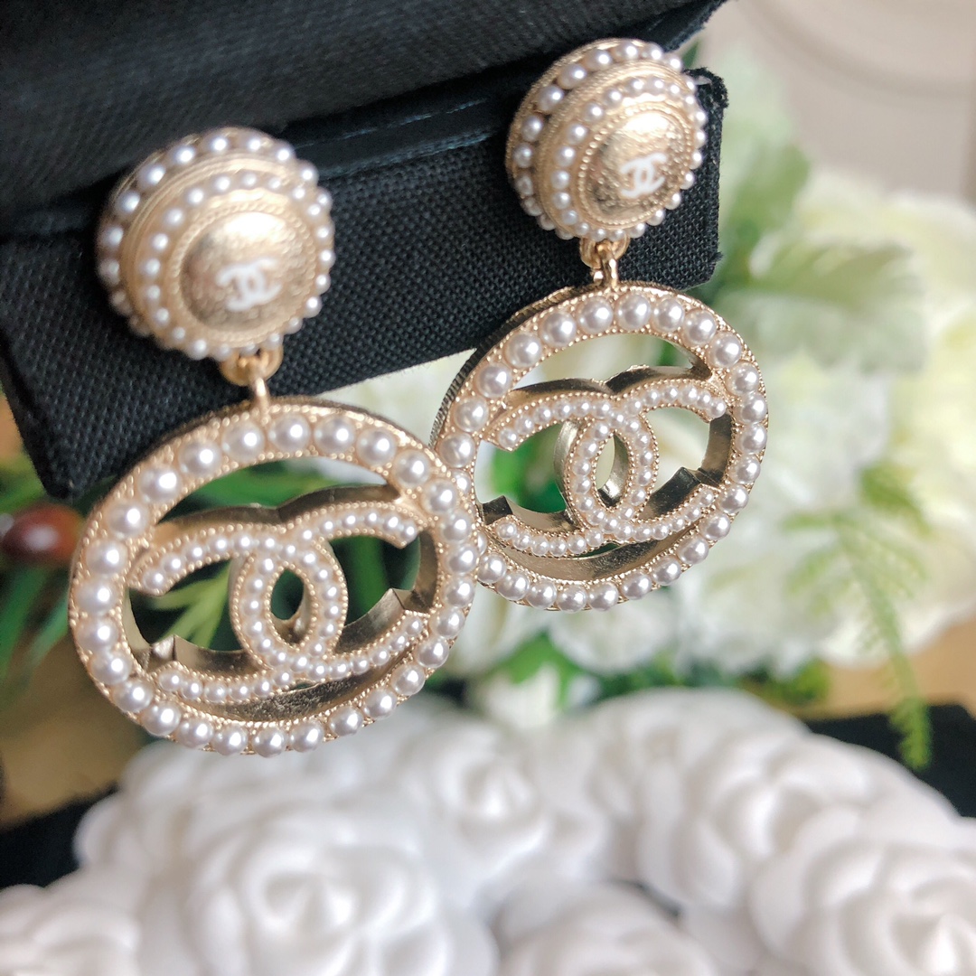 Chanel Earrings Pearl L