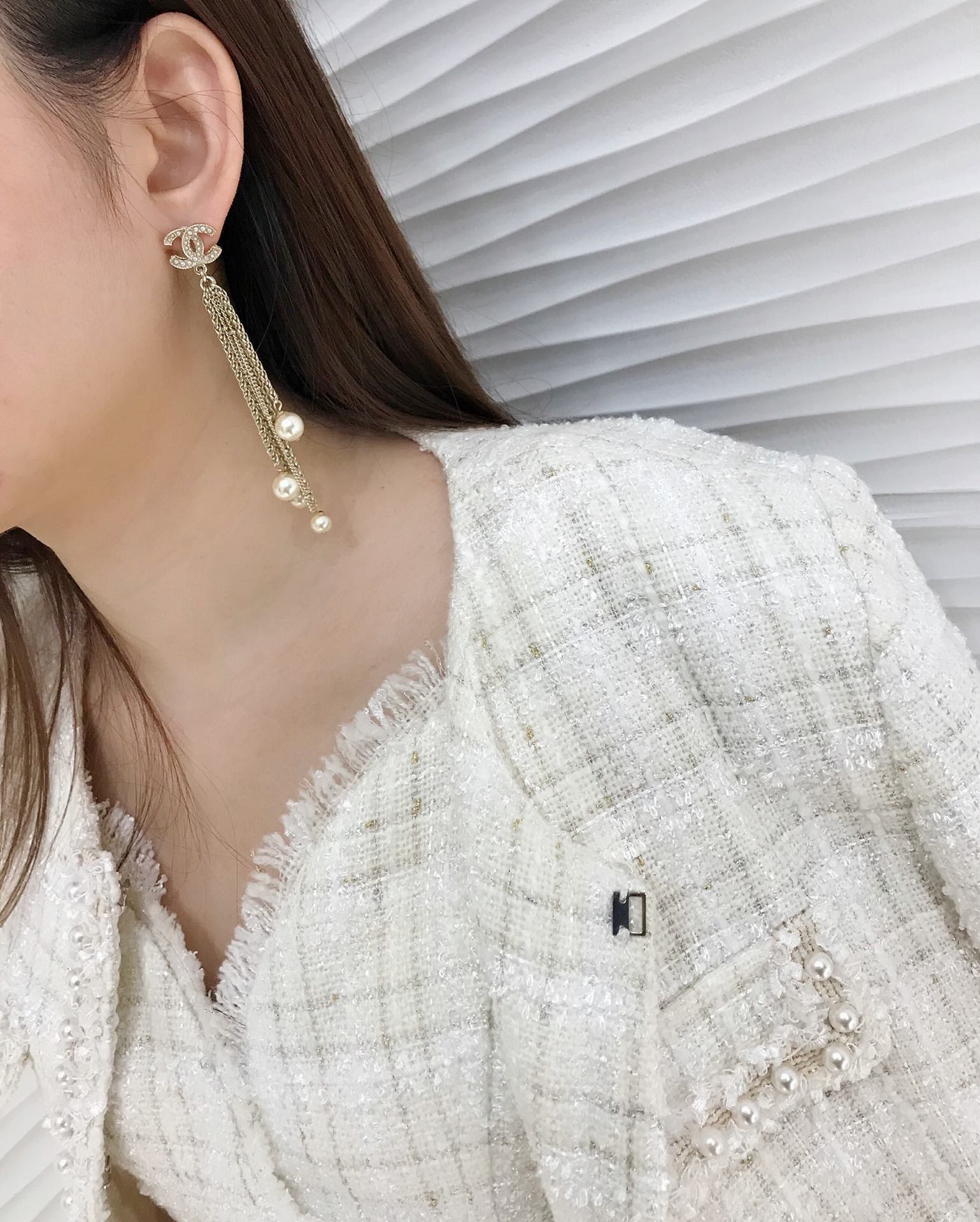 Chanel Earrings Pearl Gold