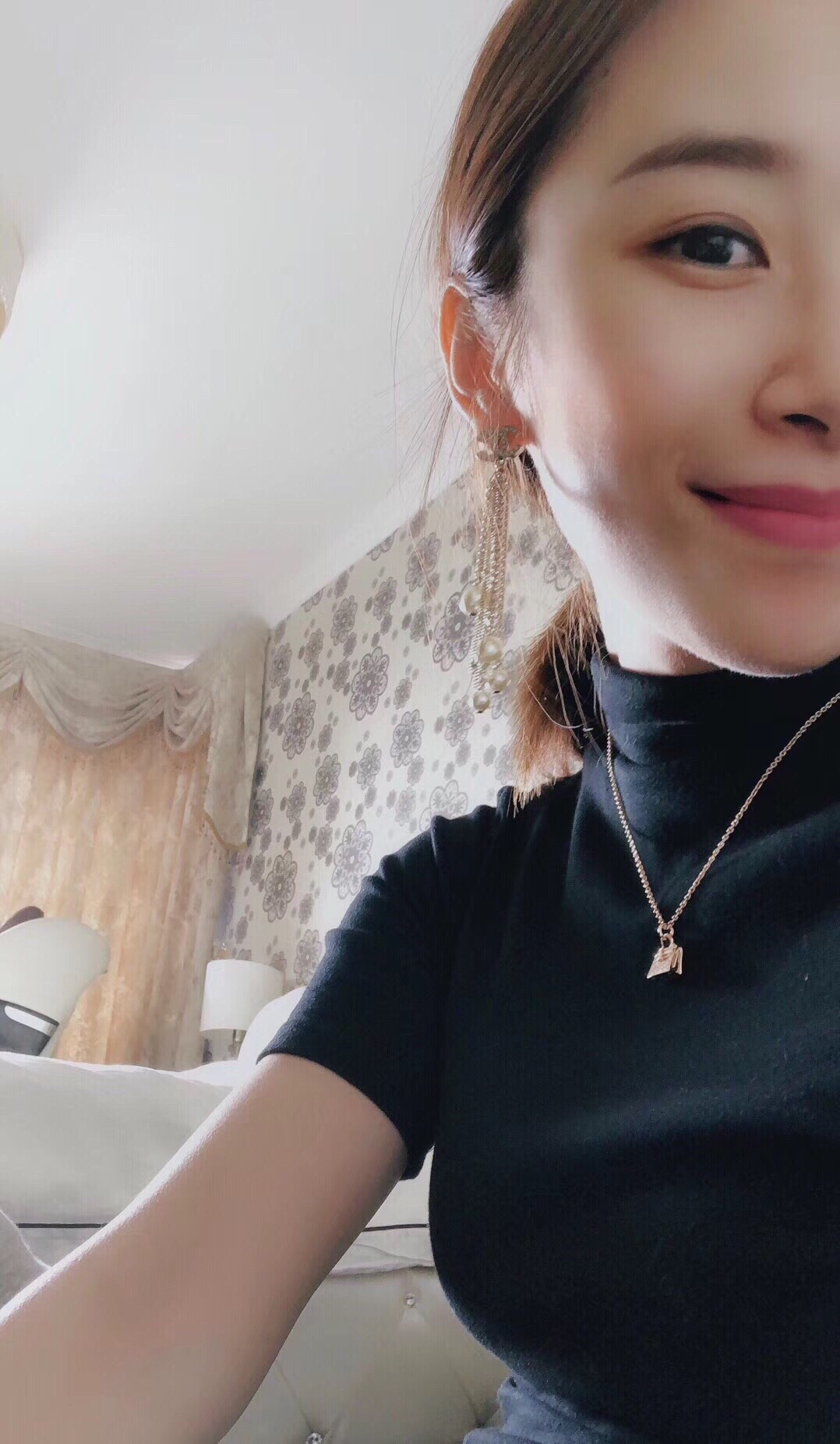 Chanel Earrings Pearl Gold