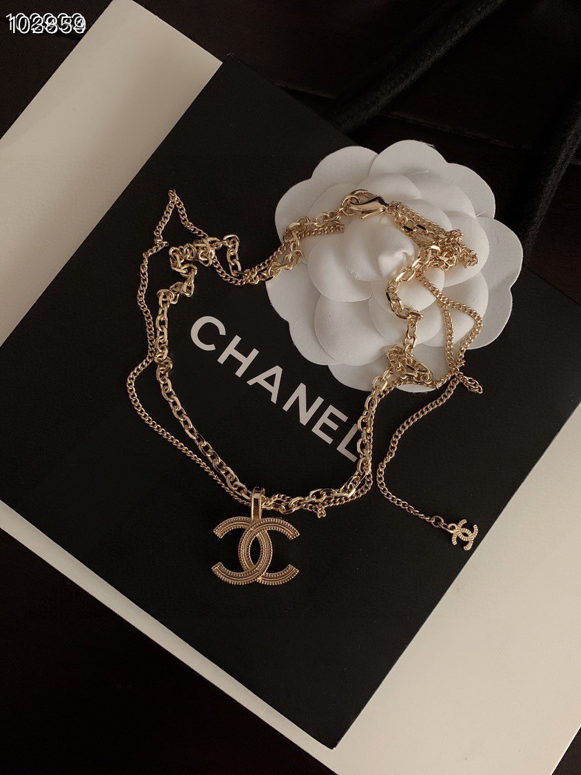 Chanel Necklace L
