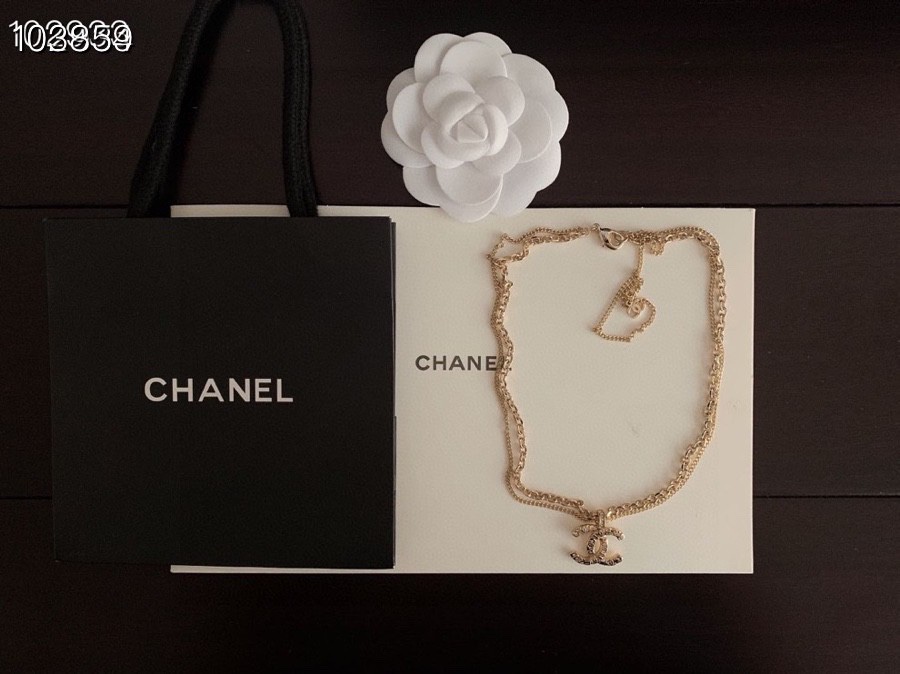 Chanel Necklace L