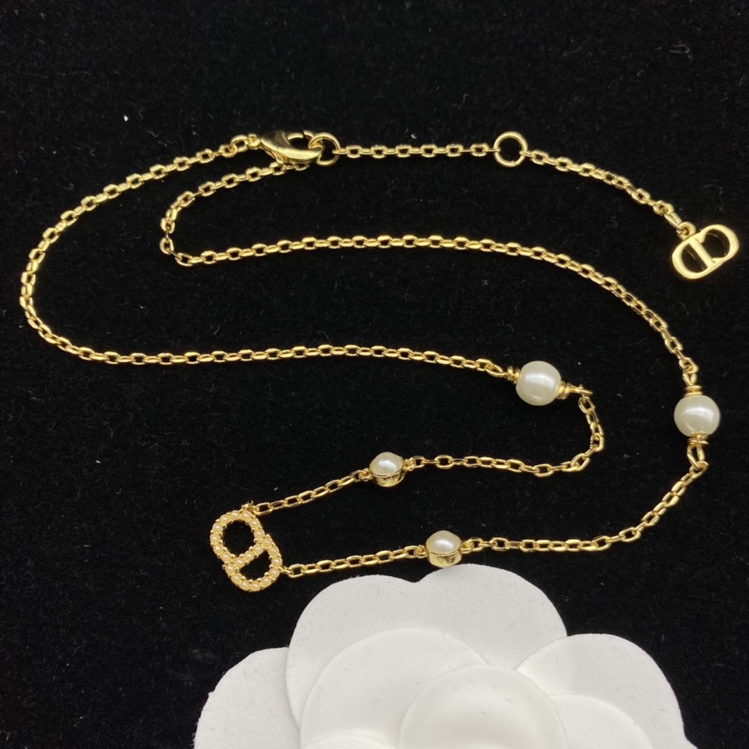 Dior Necklace Pearl
