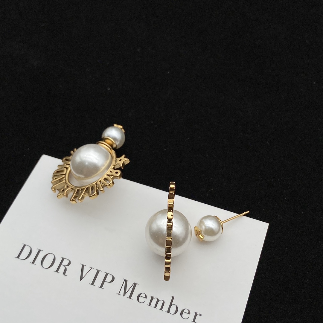 Dior Earrings Pearl