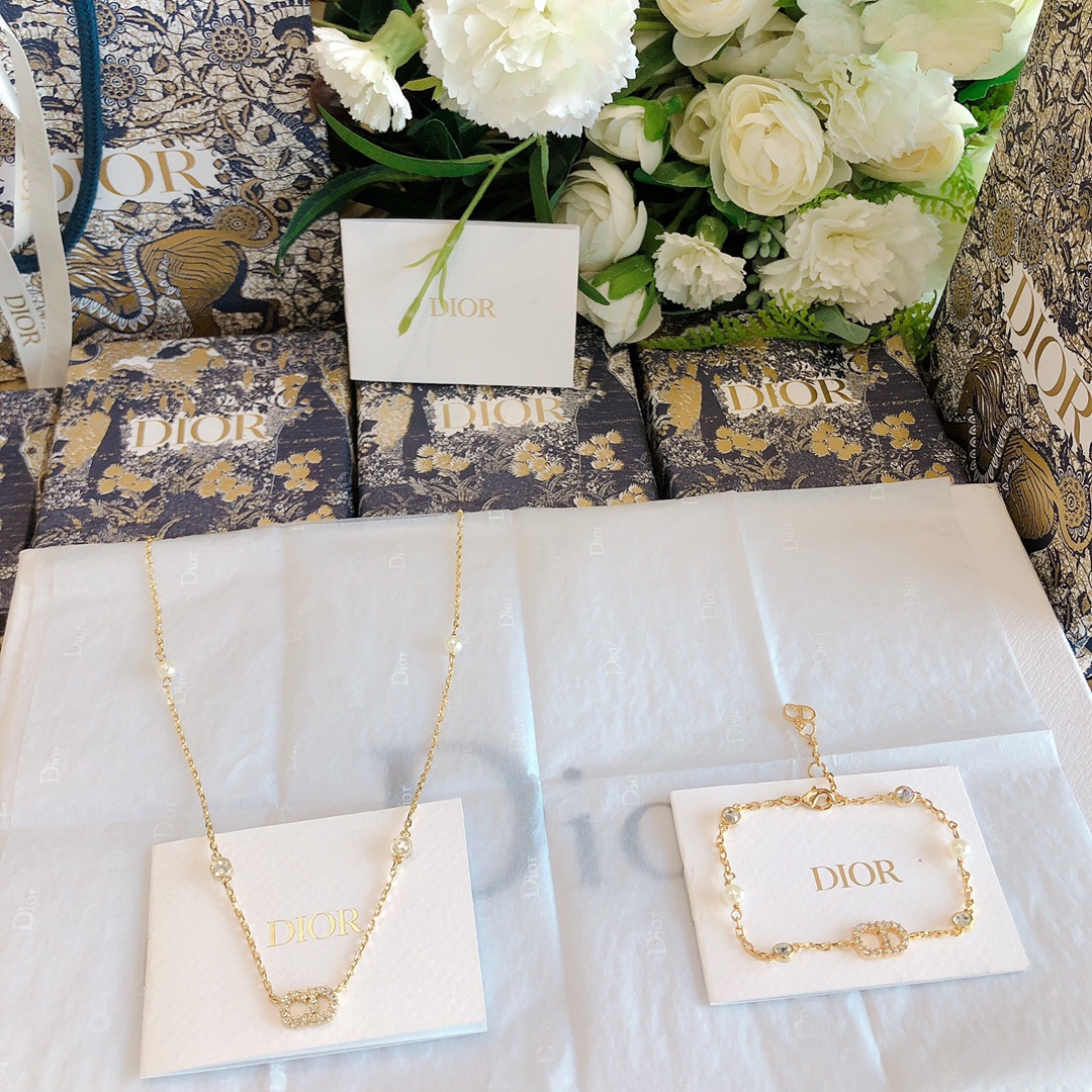 Dior Basic Jewelry Pearl L