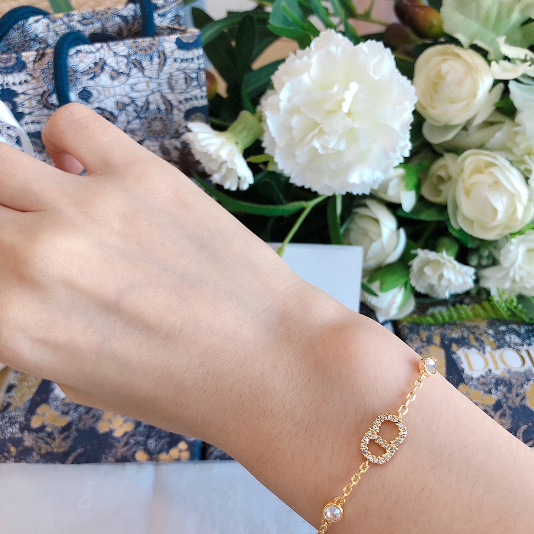 Dior Basic Jewelry Pearl L