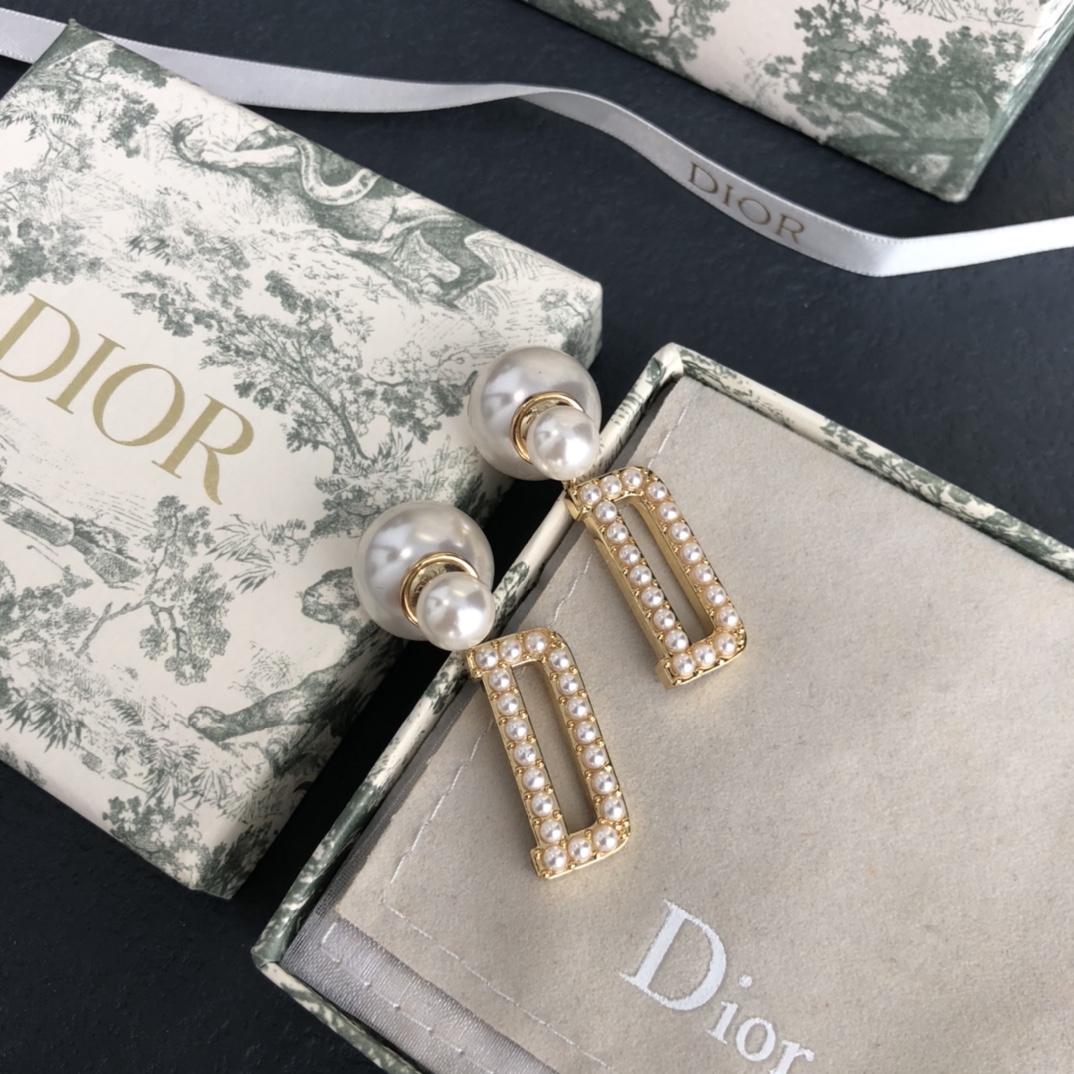 Dior Earrings Pearl