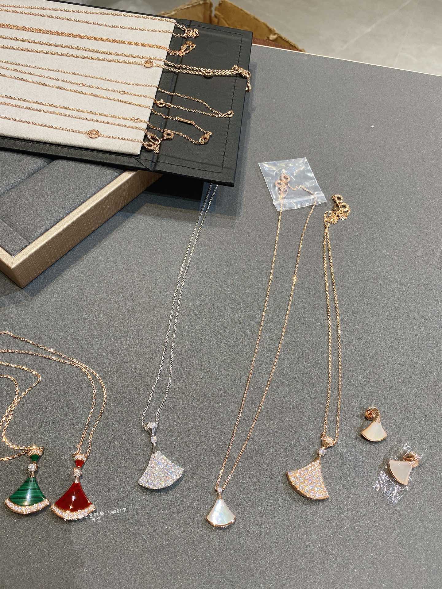 Bvlgari Basic Jewelry S-m