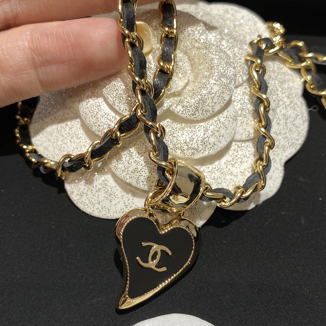 Chanel Necklace L