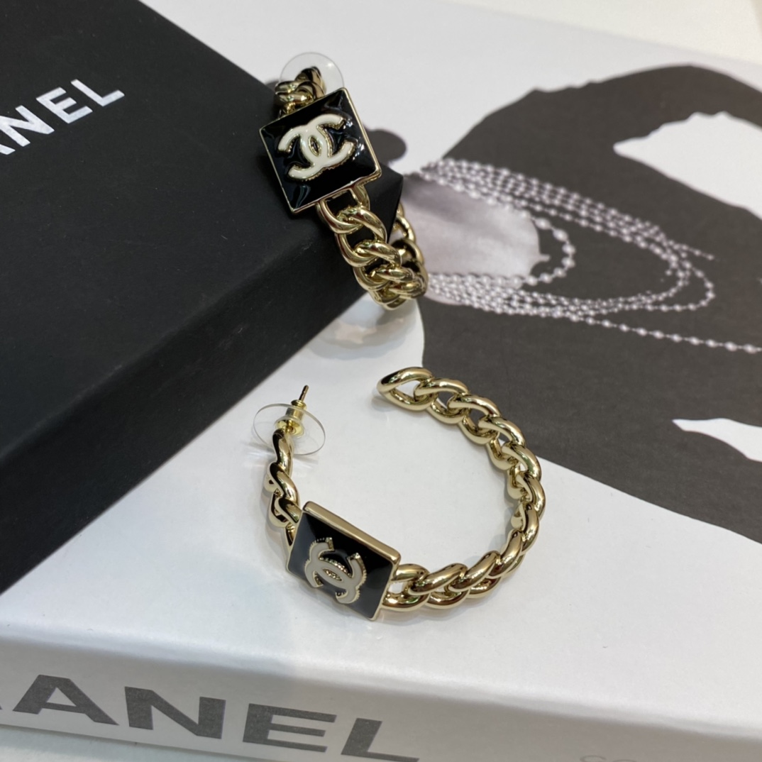 Chanel Earrings Inlaid L