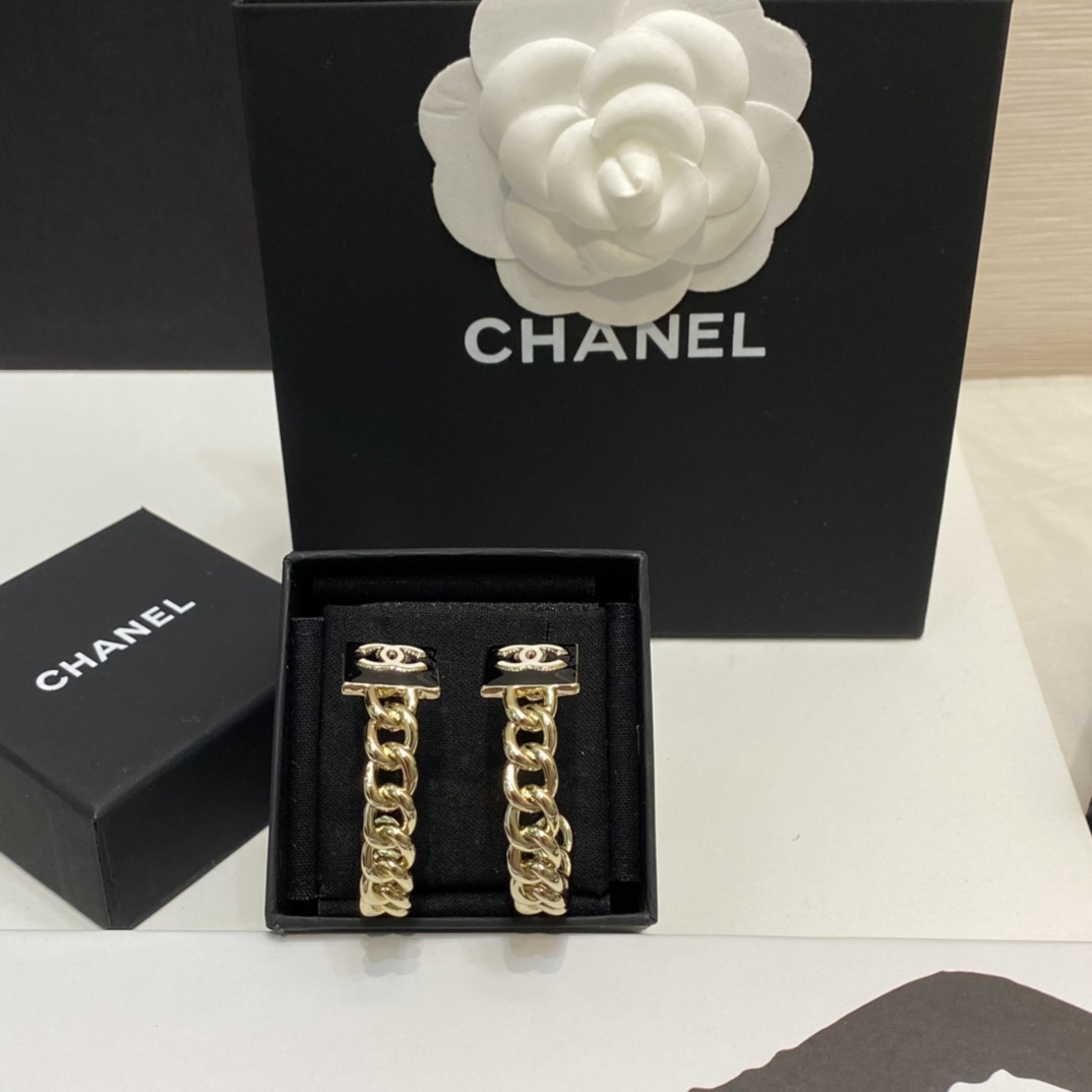 Chanel Earrings Inlaid L