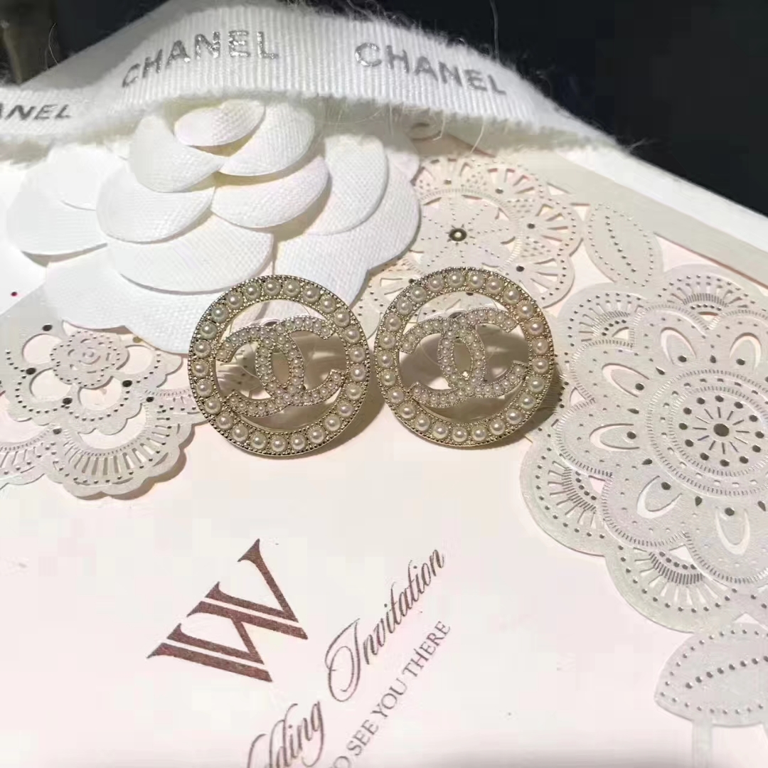 Chanel Earrings Silver S-l