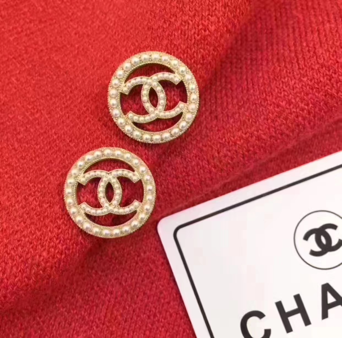 Chanel Earrings Silver S-l