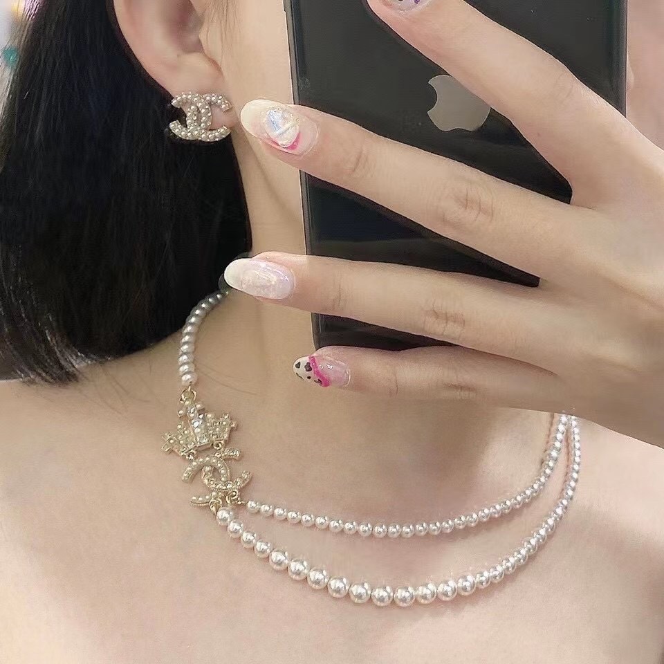 Chanel Necklace Pearl