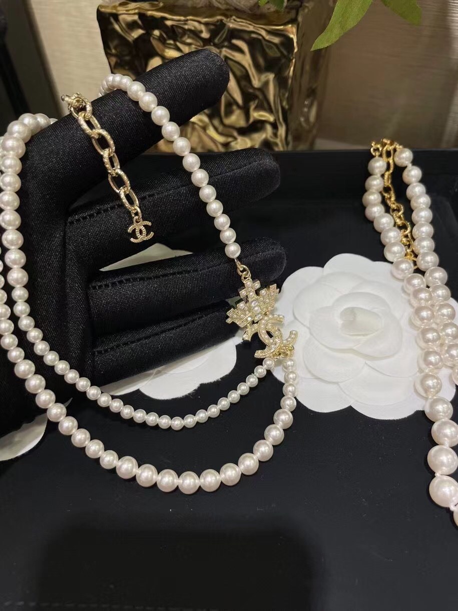 Chanel Necklace Pearl