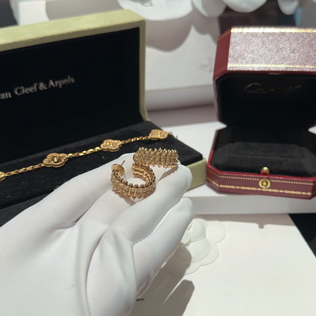 Cartier Bracelet Diamond