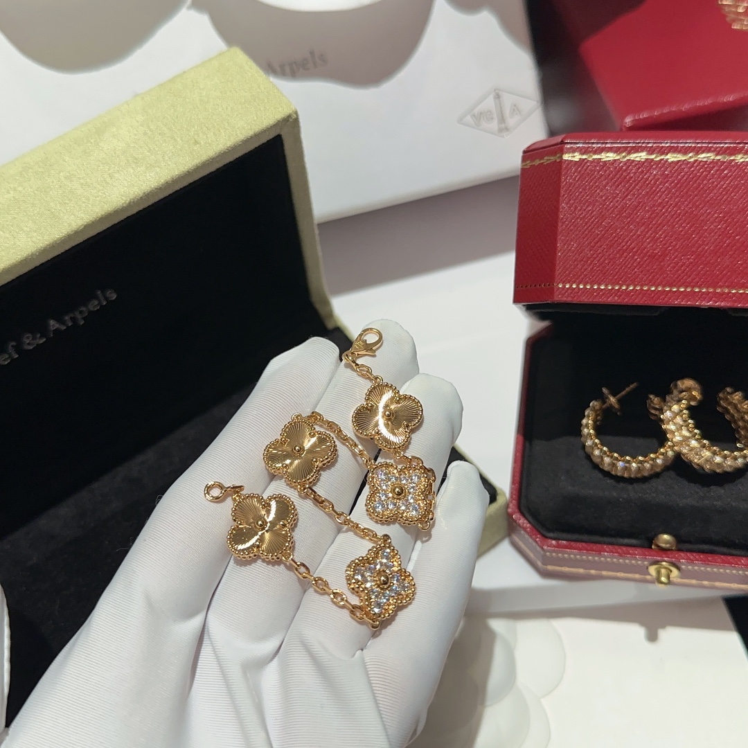 Cartier Bracelet Diamond