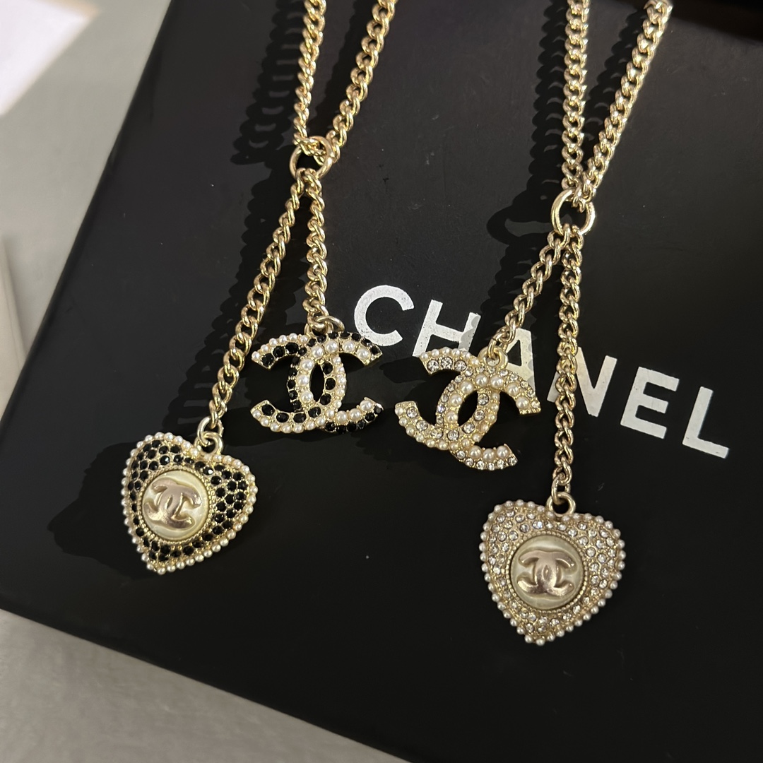 Chanel Necklace L
