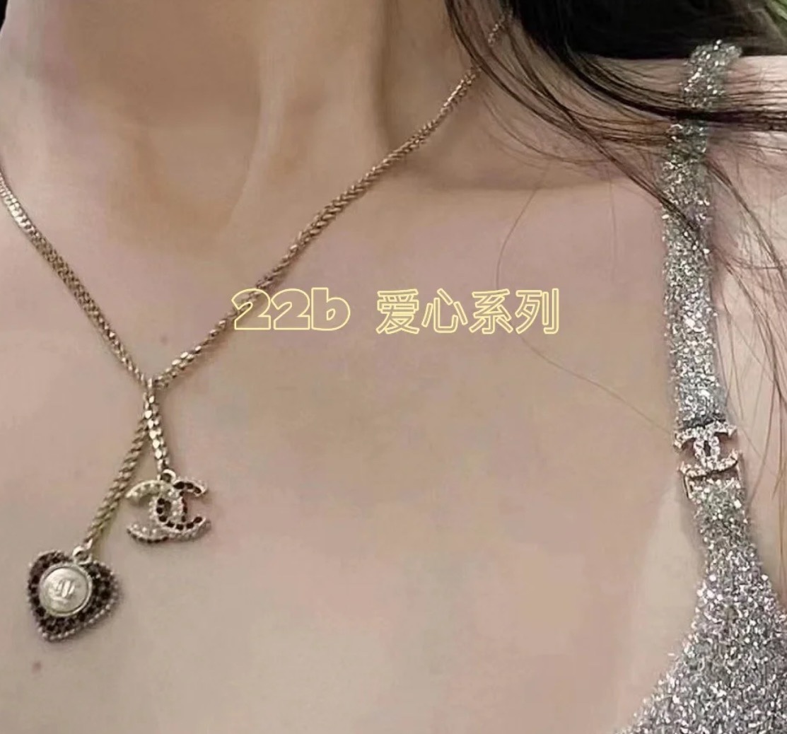 Chanel Necklace L