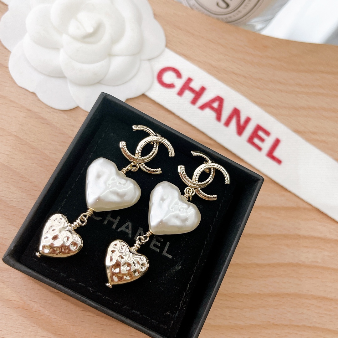Chanel Earrings Silver S-l