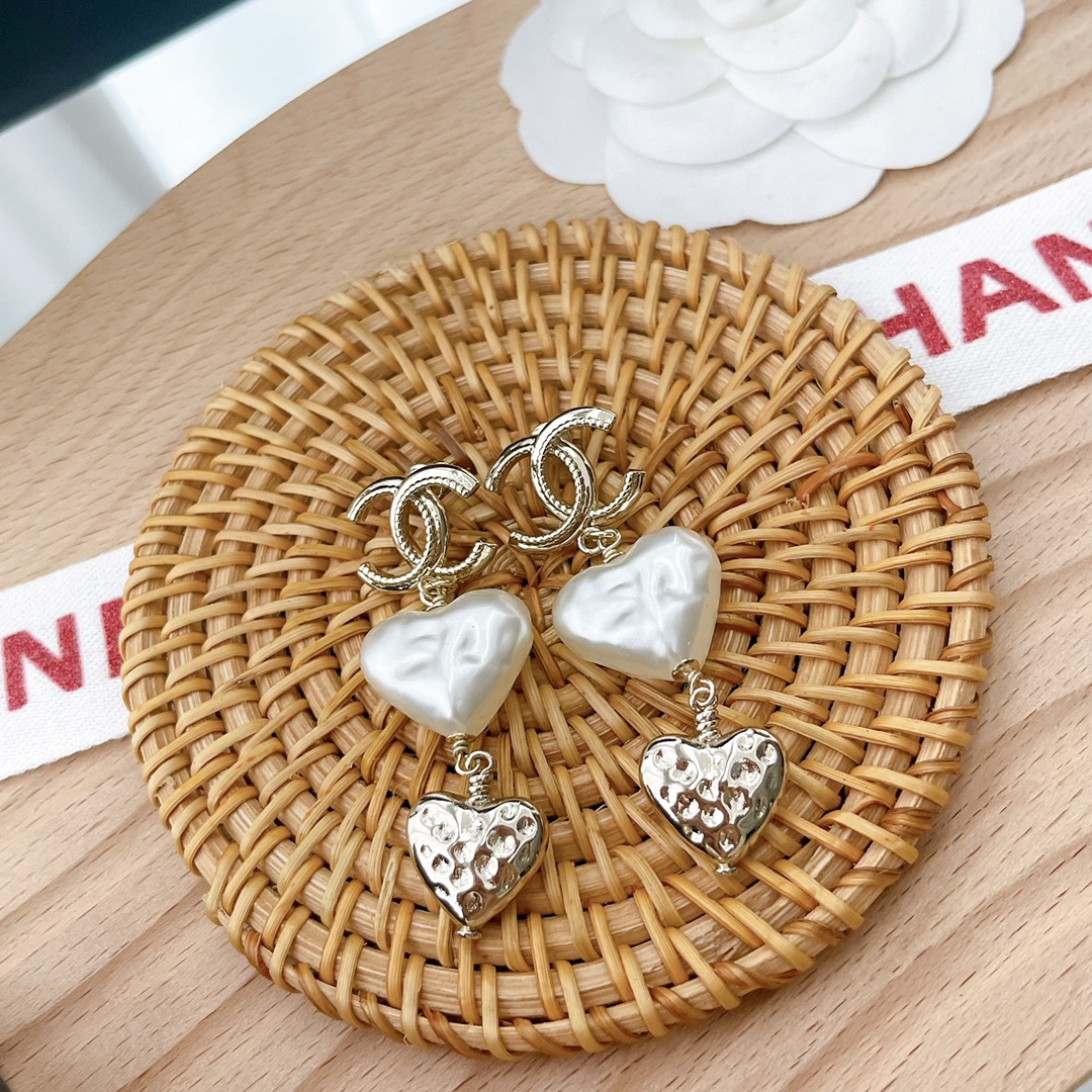 Chanel Earrings Silver S-l