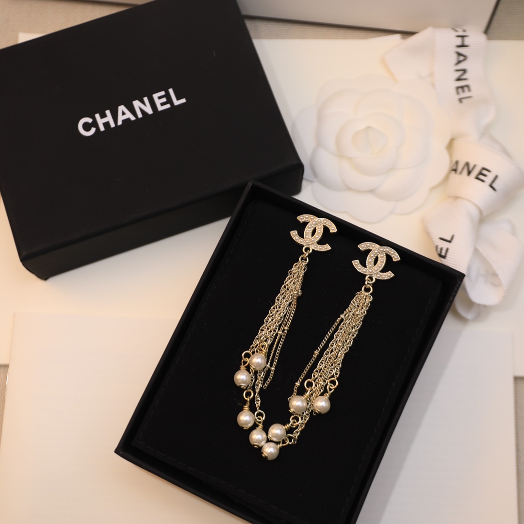 Chanel Earrings Silver S-l