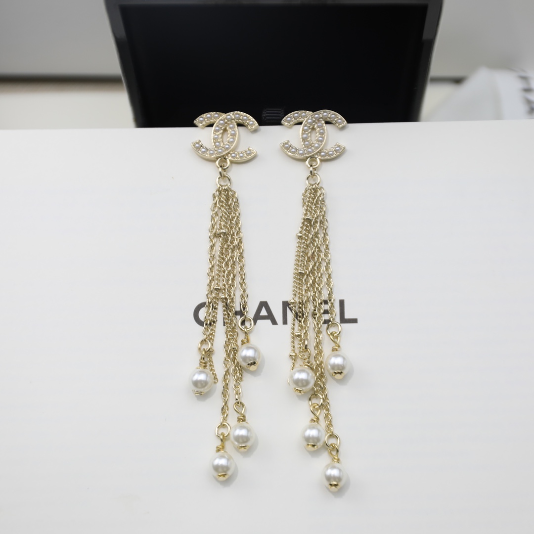 Chanel Earrings Silver S-l